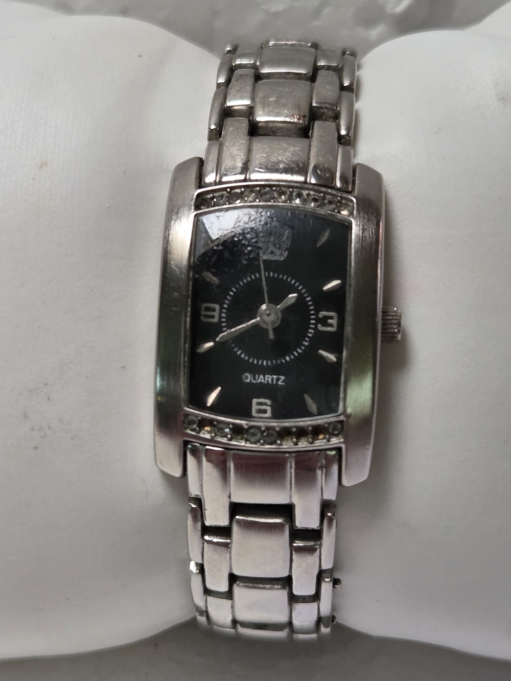 Paolo GUCCI Silver Rectangular Case Watch with Black Crown